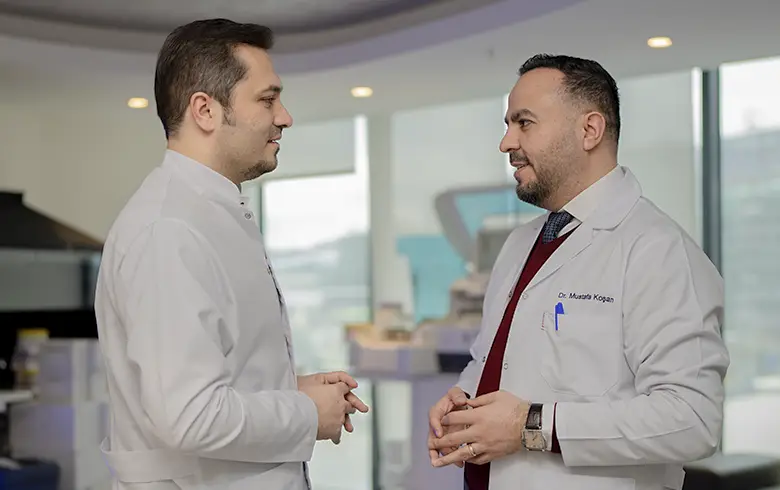 Medical consultation between two professionals